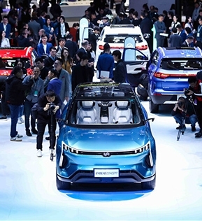 內(nèi)蒙古國(guó)際車(chē)展的展示車(chē)型亮點(diǎn)紛呈